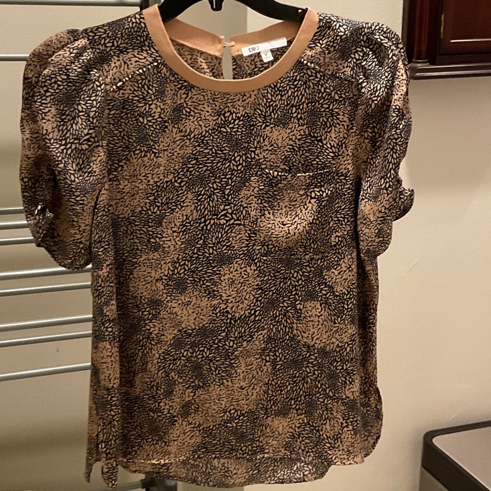 DR2 Blue and Tan Patterned Blouse